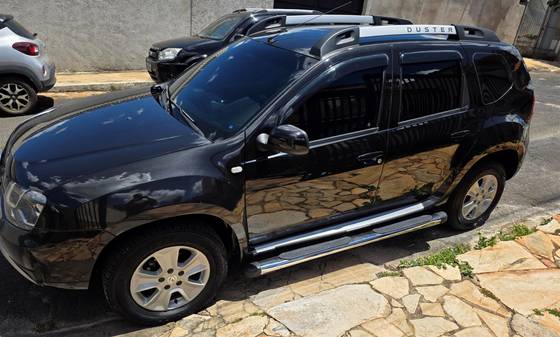 RENAULT DUSTER 2.0 DYNAMIQUE 4X2 16V FLEX 4P AUTOMÁTICO
